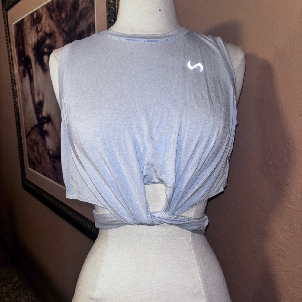 LF Light lilac Twist and wrap around Front athletic Tank Top size L